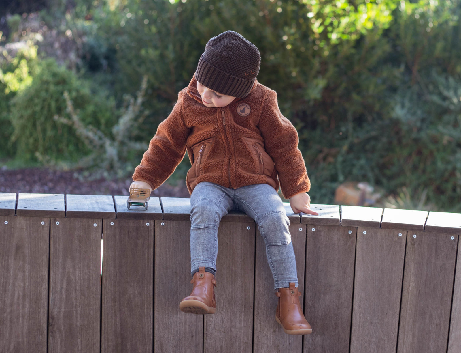 Storing Kids’ Shoes Between Seasons: A Parent’s Guide